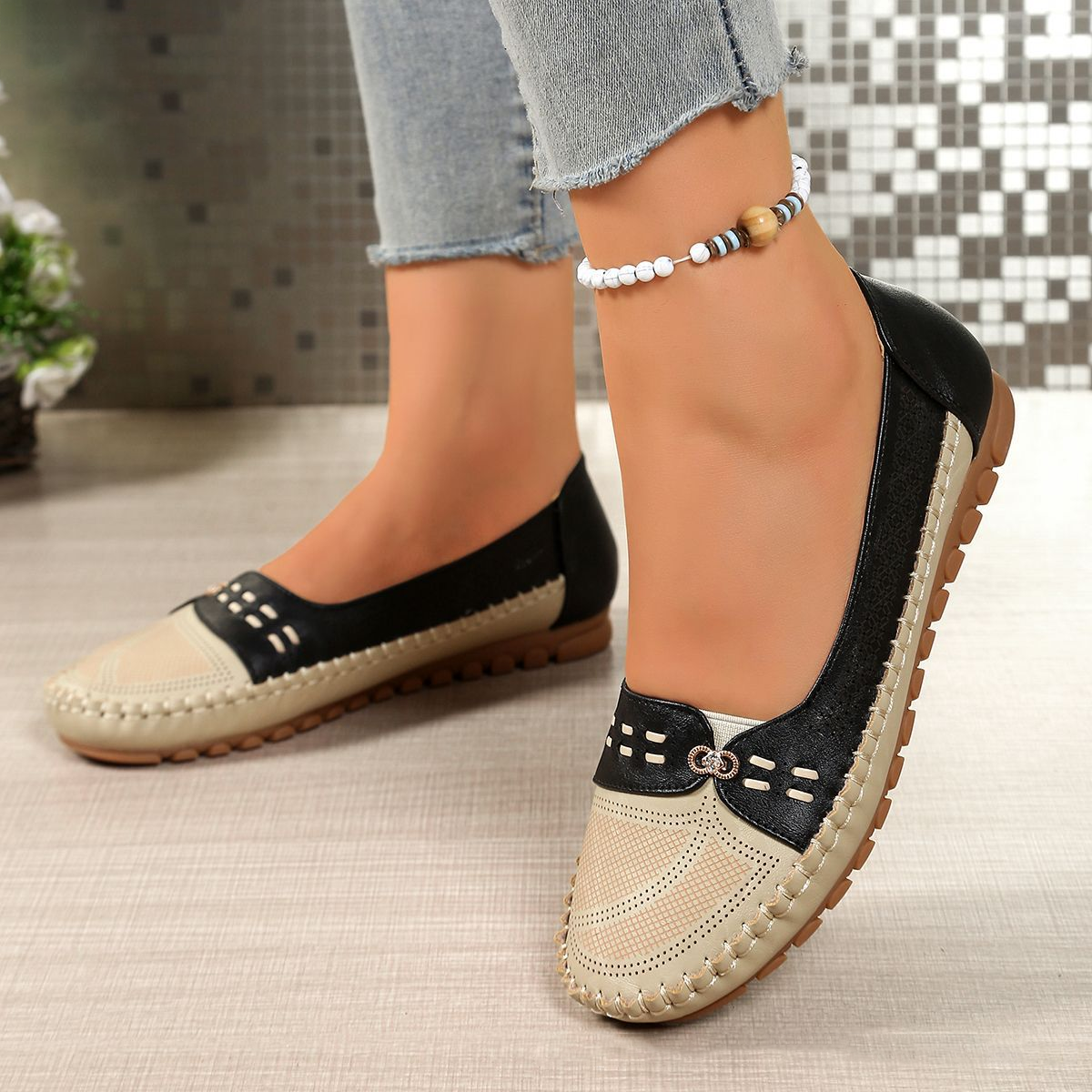 Women Stitched Patchwork Comfort Loafer Flats