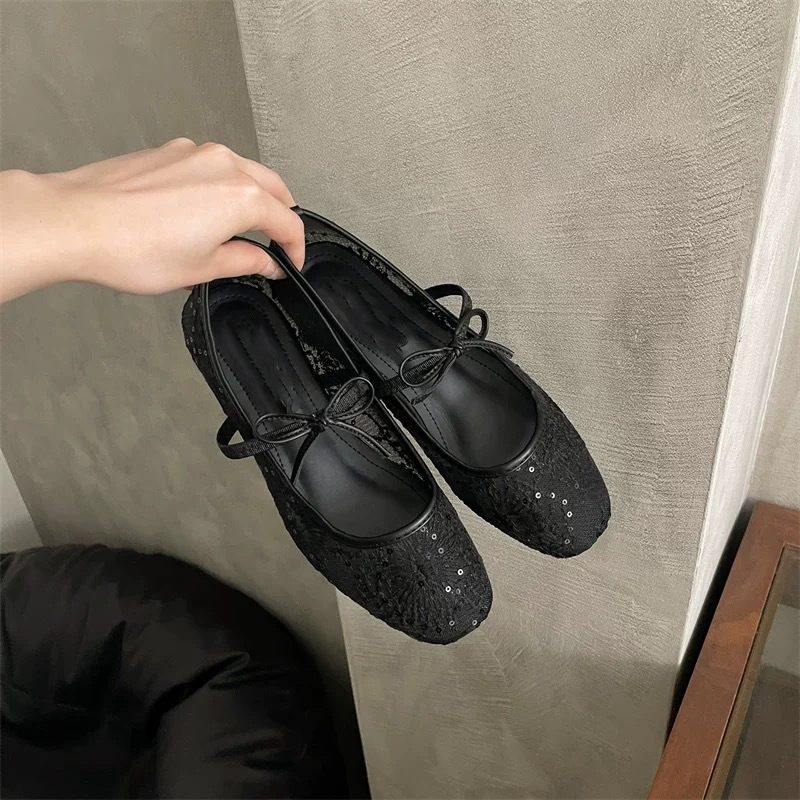 Elegant Mesh Ballet Flats with Cute Bow