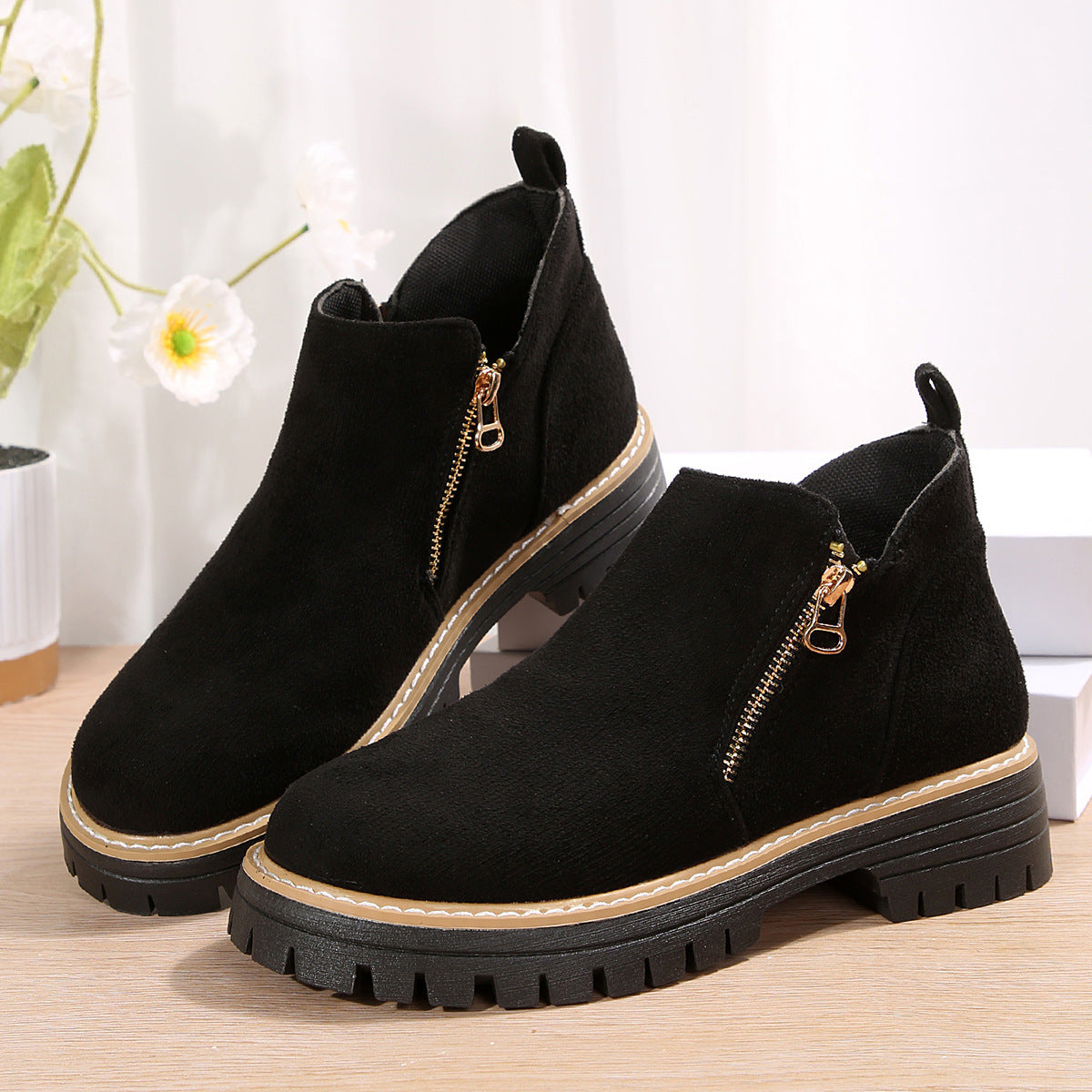 Women's Suede Chelsea Boots