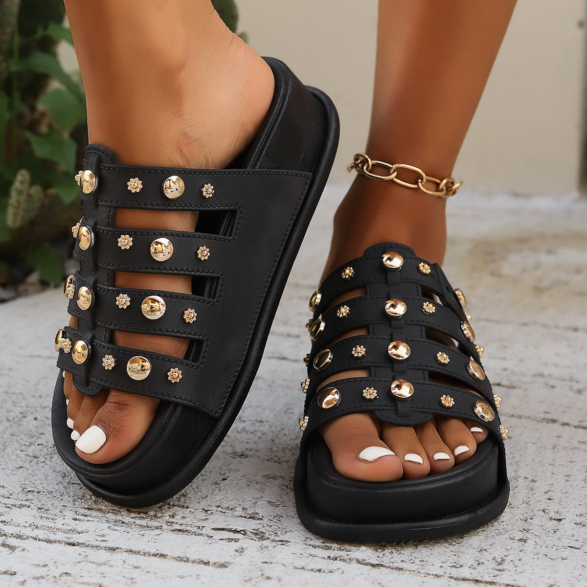 Stylish Stud Platform Soft Sole Women Slide Slippers