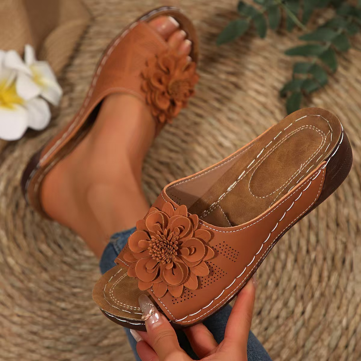 Comfy Floral Platform Wedge Mule Sandal