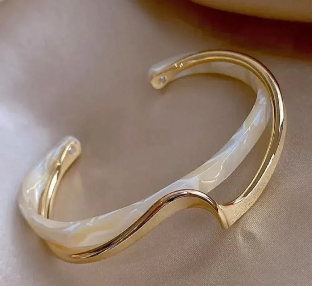 White Opal Elegant Gold-Tone Bracelet
